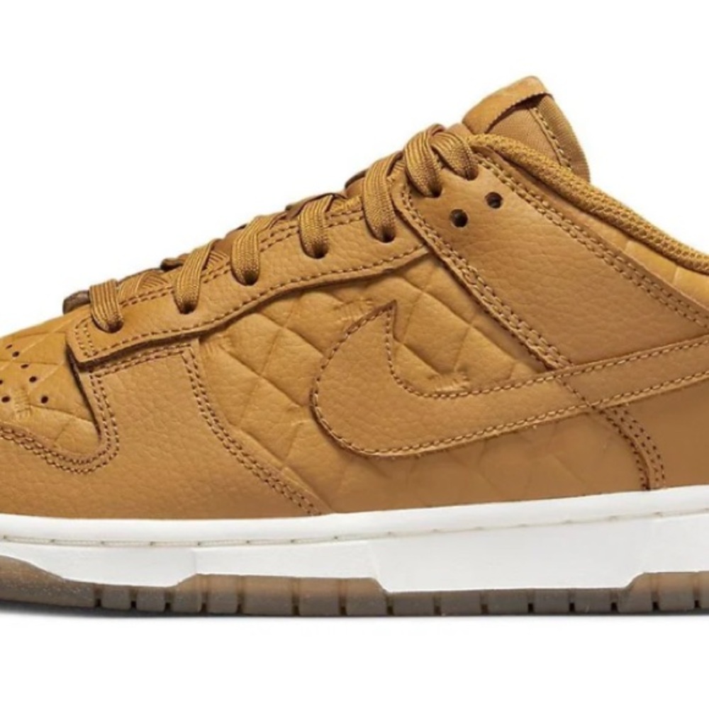 Nike Dunk low Sneakers Quilted Wheat